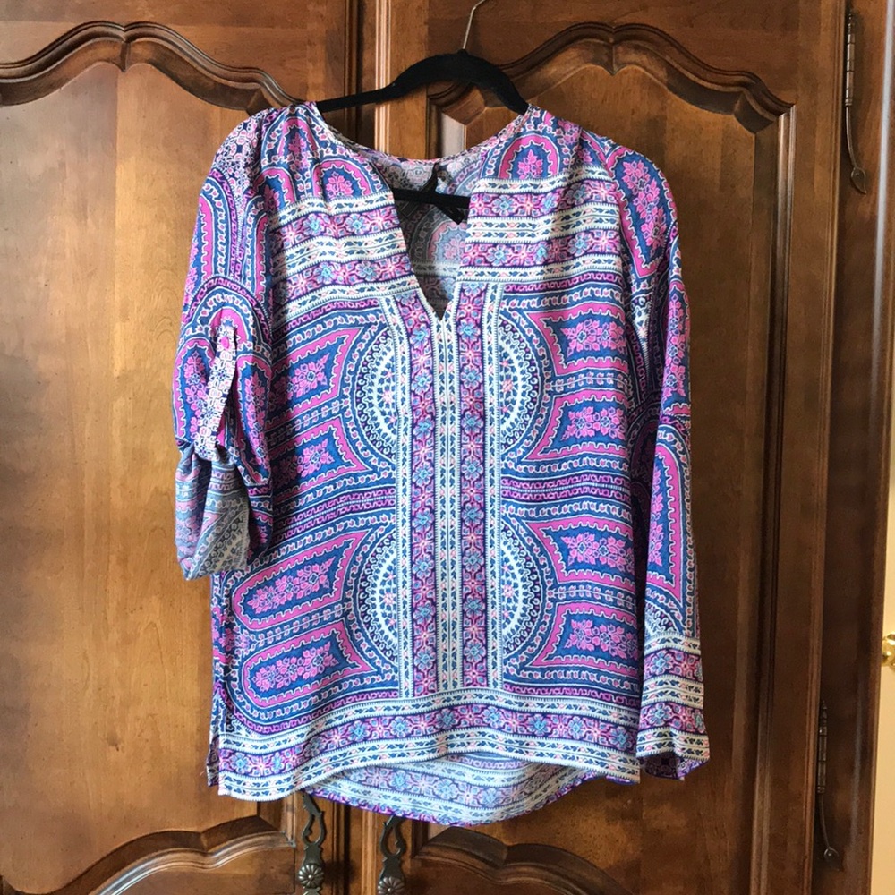 BCBG Lightweight Printed Top
